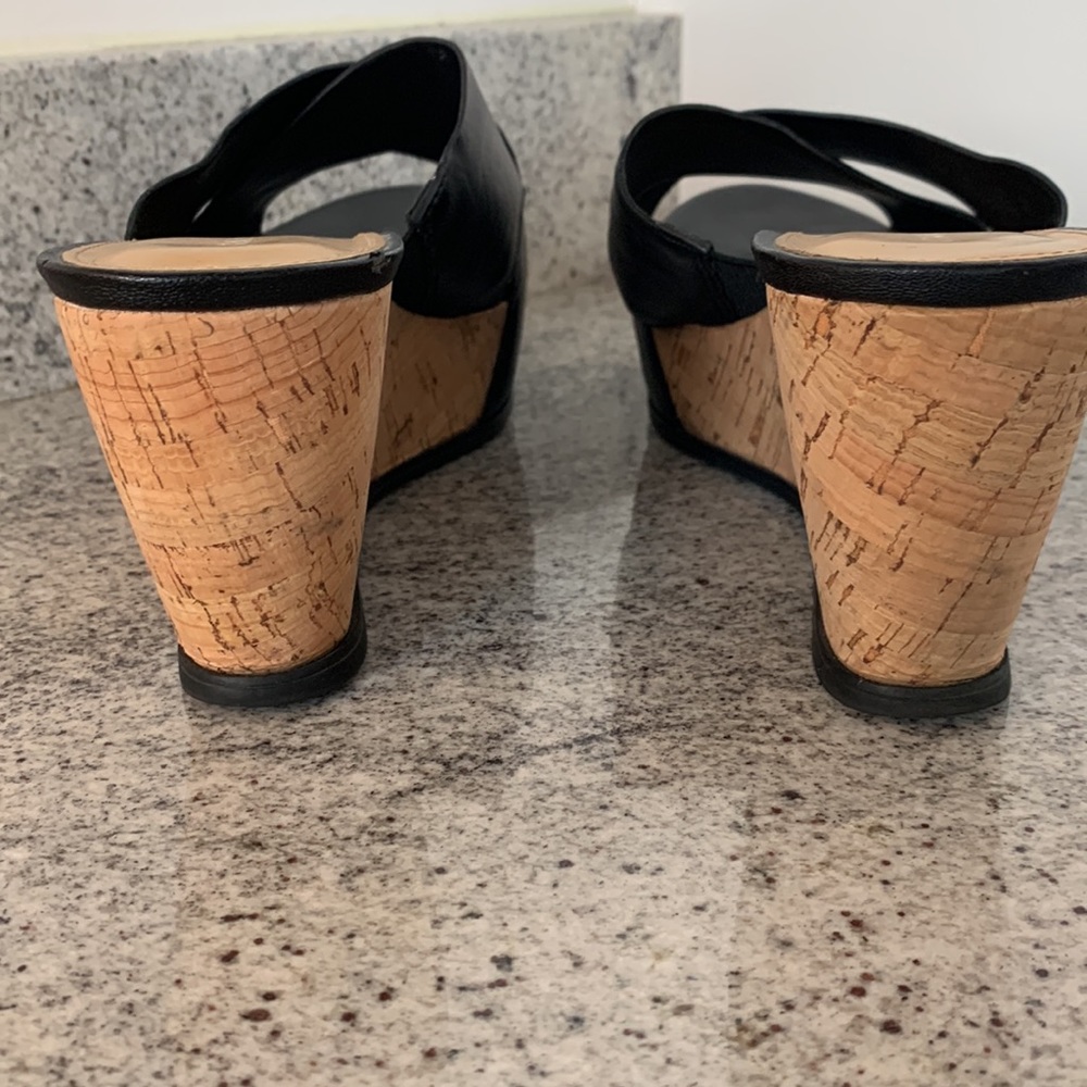 Franco Sarto Platform Sandals, cork platform with black leather uppers, size 11 - Picture 5 of 11